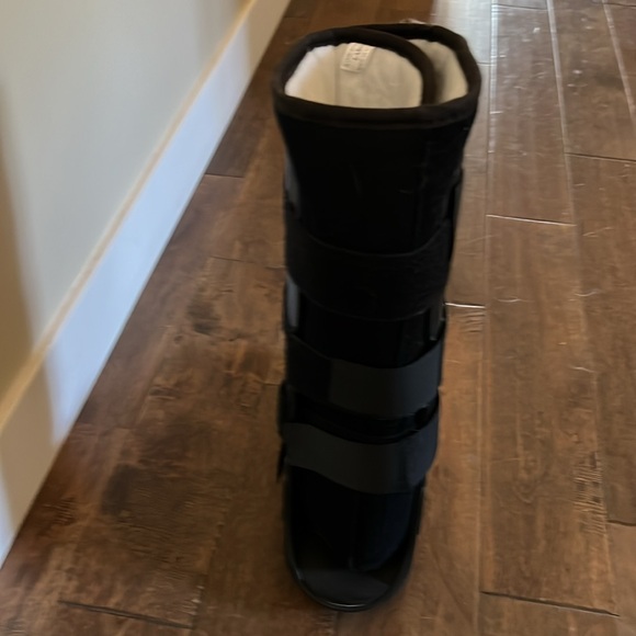 Like New Unisex Adult DJ Orthopedic Black Full Foot Cast Walking Boot - Picture 6 of 12